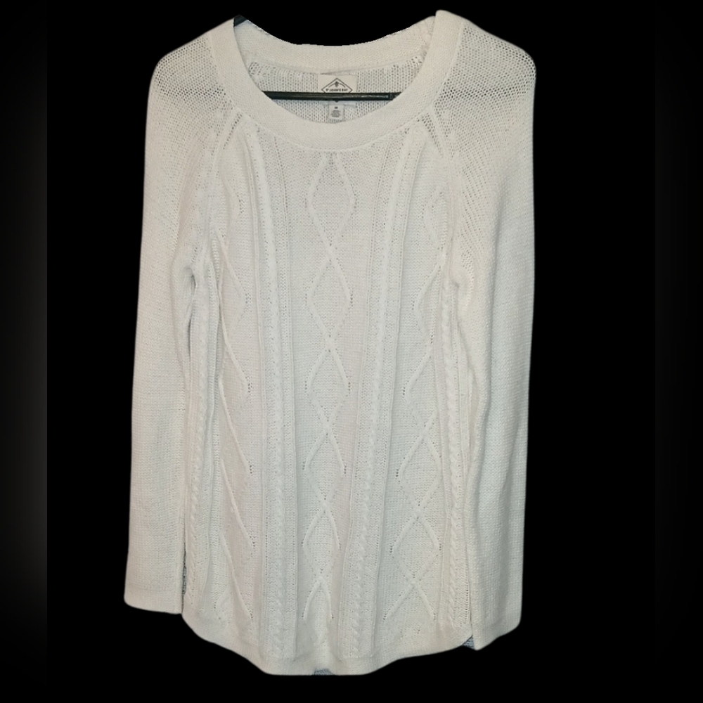 MEDIUM: St. John's Bay Cable Knit Sweater - Picture 1 of 9